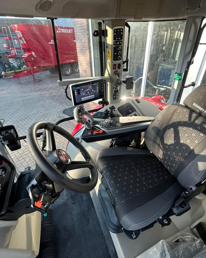 Nieuw! Deze prachtige Massey