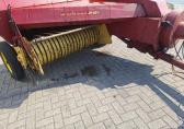 New Holland Super Hayliner 268 Kleinpakken-pers