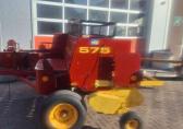 New Holland 575 kleinpakkenpers