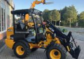 JCB 403 PLUS AGRI